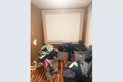 13710 Thornhurst Avenue, Garfield Heights, OH 44105 - Photo 9