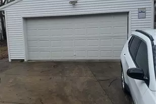 13710 Thornhurst Ave, Garfield Heights, OH 44105 - Photo 25