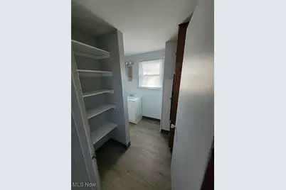 349 Comstock Court, Akron, OH 44305 - Photo 15