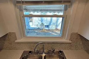 349 Comstock Ct, Akron, OH 44305 - Photo 9