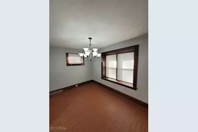 349 Comstock Court, Akron, OH 44305 - Photo 5