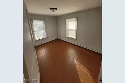 349 Comstock Court, Akron, OH 44305 - Photo 13