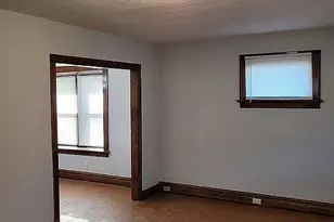 349 Comstock Ct, Akron, OH 44305 - Photo 3