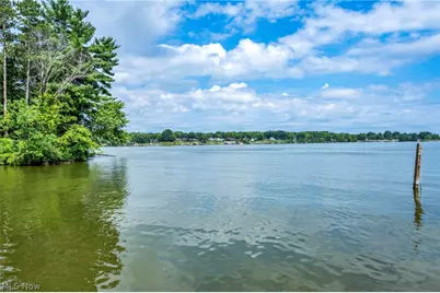 664 Pine Drive, Lake Milton, OH 44429 - Photo 37