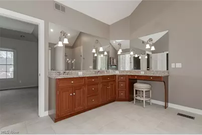 8600 Tamarack Trail, Chagrin Falls, OH 44023 - Photo 21