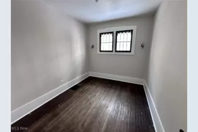 349 Cloverdale Avenue, Akron, OH 44302 - Photo 9