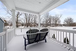 6194 James Dr, Lorain, OH 44053 - Photo 9