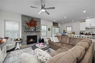 6194 James Dr, Lorain, OH 44053 - Photo 3