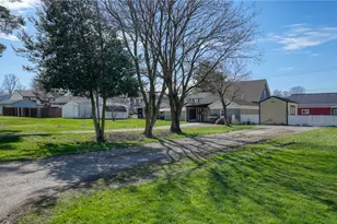 210 S 4th St, Byesville, OH 43723 - Photo 15