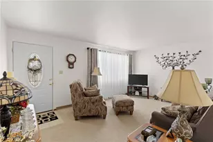 119 Benita Dr, Mingo Junction, OH 43938 - Photo 5