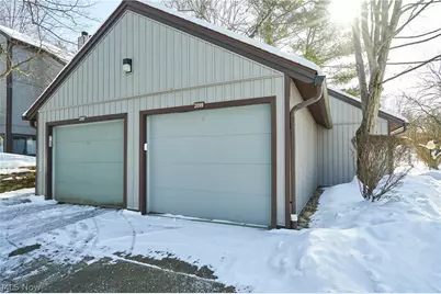 2099 Pinebrook Trail, Cuyahoga Falls, OH 44223 - Photo 19