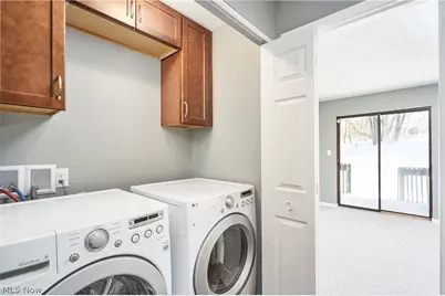 2099 Pinebrook Trail, Cuyahoga Falls, OH 44223 - Photo 15