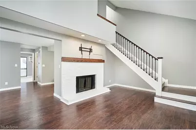 2099 Pinebrook Trail, Cuyahoga Falls, OH 44223 - Photo 5