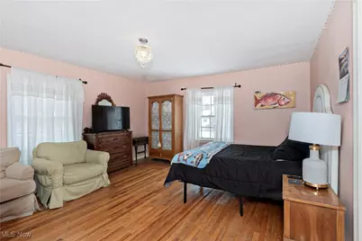 19850 Fairmount Boulevard, Huber Heights, OH 44118 - Photo 25