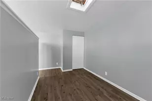 1041 W 10th St, Lorain, OH 44052 - Photo 13