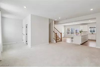 1138 Bean Lane, Akron, OH 44313 - Photo 9