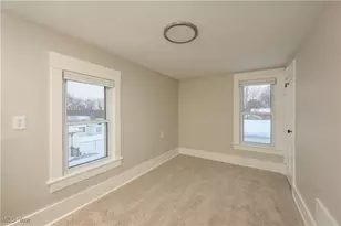 26 W Hiram St, Barberton, OH 44203 - Photo 31