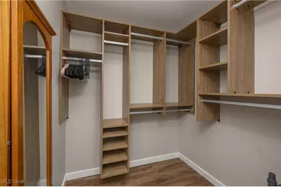 26 W Hiram Street, Barberton, OH 44203 - Photo 17