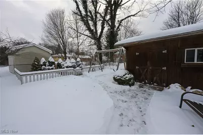 26 W Hiram Street, Barberton, OH 44203 - Photo 13