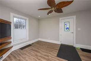 26 W Hiram St, Barberton, OH 44203 - Photo 15