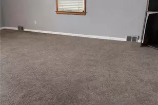 13809 Christine Ave, Garfield Heights, OH 44105 - Photo 5