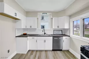 1607 18th St NE, Canton, OH 44705 - Photo 9