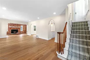 1604 23rd St, Cuyahoga Falls, OH 44223 - Photo 7