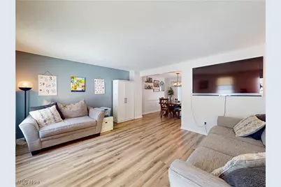 7795 Campton Circle NW, North Canton, OH 44720 - Photo 7