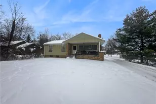 1915 E Wallings Rd, Grandview Heights, OH 44147 - Photo 5