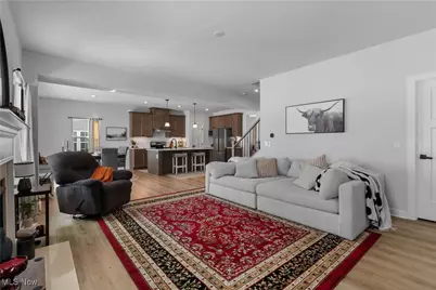 6816 Harrington Court Avenue NE, Canton, OH 44721 - Photo 7