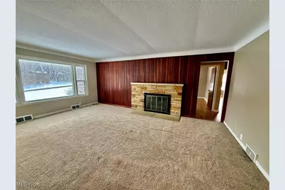 7530 S Boyden Road, Sagamore Hills, OH 44067 - Photo 3