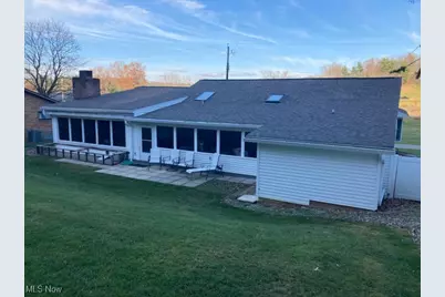 1184 Dawn Drive NE, New Philadelphia, OH 44663 - Photo 3
