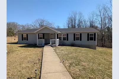 2070 Potts Lane, Zanesville, OH 43701 - Photo 1