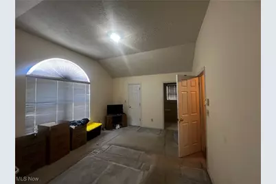 2230 E 97th Street, Loveland, OH 44106 - Photo 9