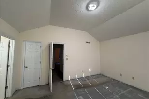 2230 E 97th St, Loveland, OH 44106 - Photo 11