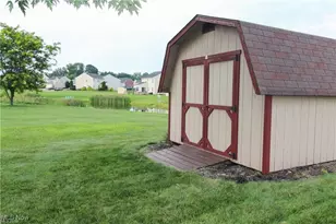 7245 Jimmie St SW, Massillon, OH 44646 - Photo 35