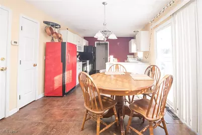 1138 Ledgestone Drive, Wadsworth, OH 44281 - Photo 5