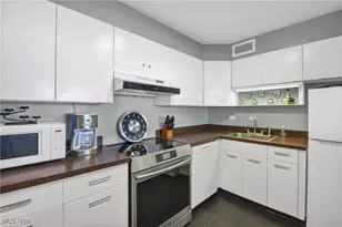 12700 Lake Ave, Oakwood, OH 44107 - Photo 5