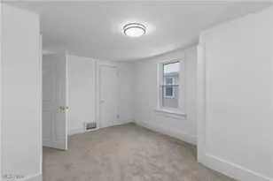 1758 10th St, Cuyahoga Falls, OH 44221 - Photo 17