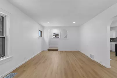 1758 10th Street, Cuyahoga Falls, OH 44221 - Photo 3