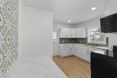 1758 10th Street, Cuyahoga Falls, OH 44221 - Photo 11