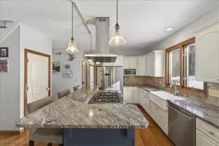 11425 Clearfield Ln, Chardon, OH 44024 - Photo 9