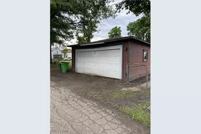 1015 Orchard Street, Coshocton, OH 43812 - Photo 11