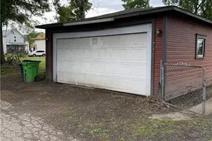 1015 Orchard St, Coshocton, OH 43812 - Photo 11