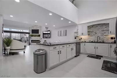 155 Waterford Way, Tallmadge, OH 44278 - Photo 13