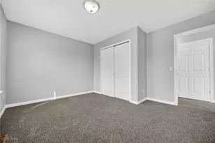 17639 Wildwood Ln, Loveland, OH 44119 - Photo 15