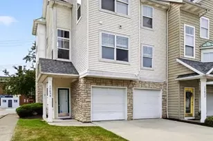 17639 Wildwood Ln, Loveland, OH 44119 - Photo 1