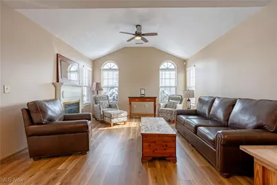 4200 NW Tannybrooke Lane NW #B, Canton, OH 44718 - Photo 3