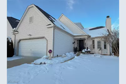 910 Devonwood Drive, Wadsworth, OH 44281 - Photo 1