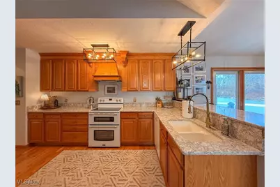 910 Devonwood Drive, Wadsworth, OH 44281 - Photo 19